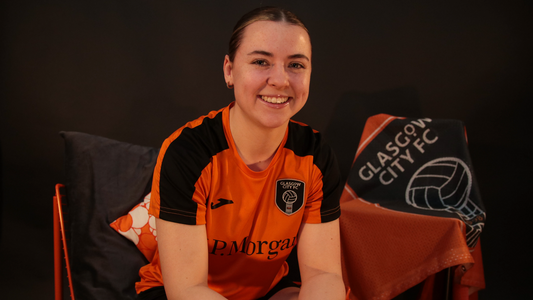 Emily Whelan commits until 2028